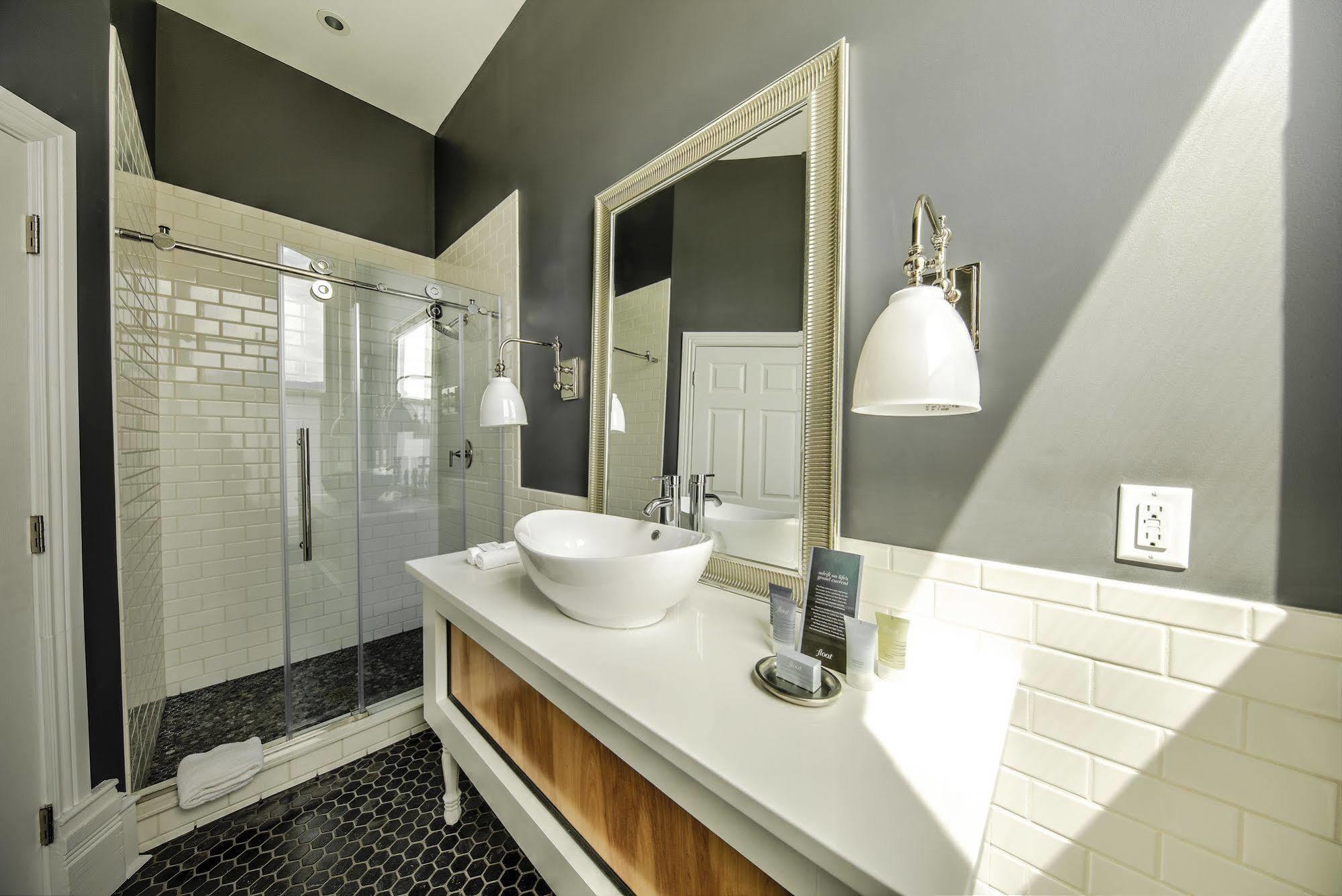 The Harkness Hotel McCammon Eksteriør billede